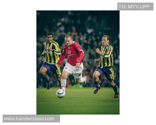 足球天才鲁尼的精彩瞬间展现 八号球星的传奇魅力与经典进球